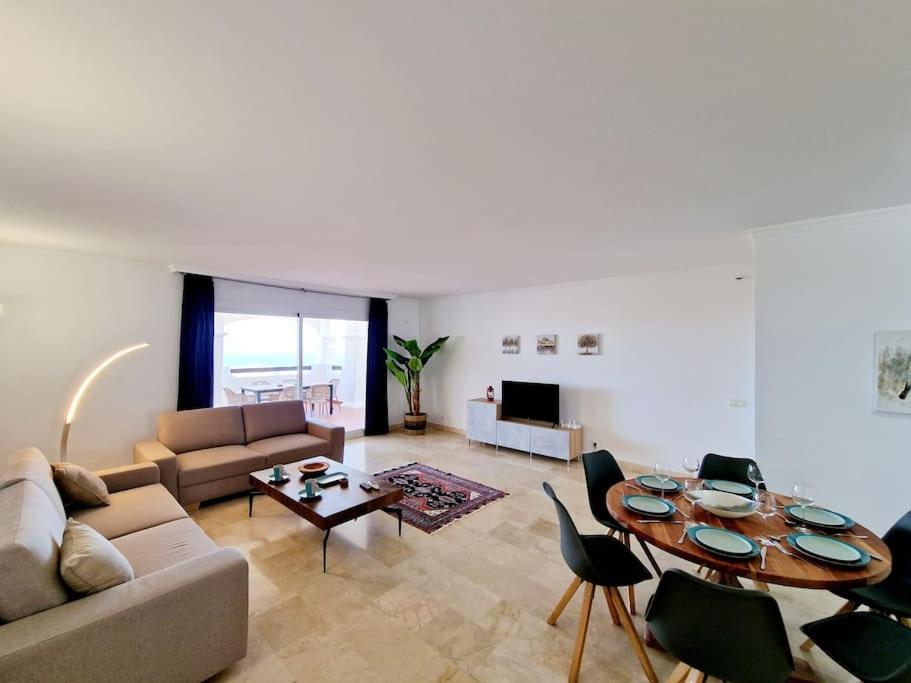 Las Palmeras Seaviews ミハス エクステリア 写真
