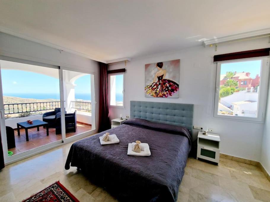 Las Palmeras Seaviews ミハス エクステリア 写真
