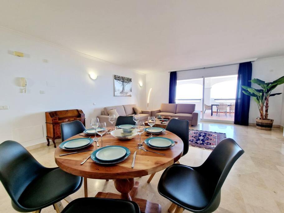 Las Palmeras Seaviews ミハス エクステリア 写真