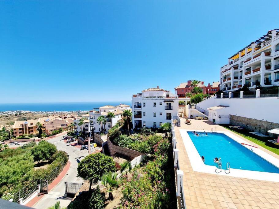Las Palmeras Seaviews ミハス エクステリア 写真