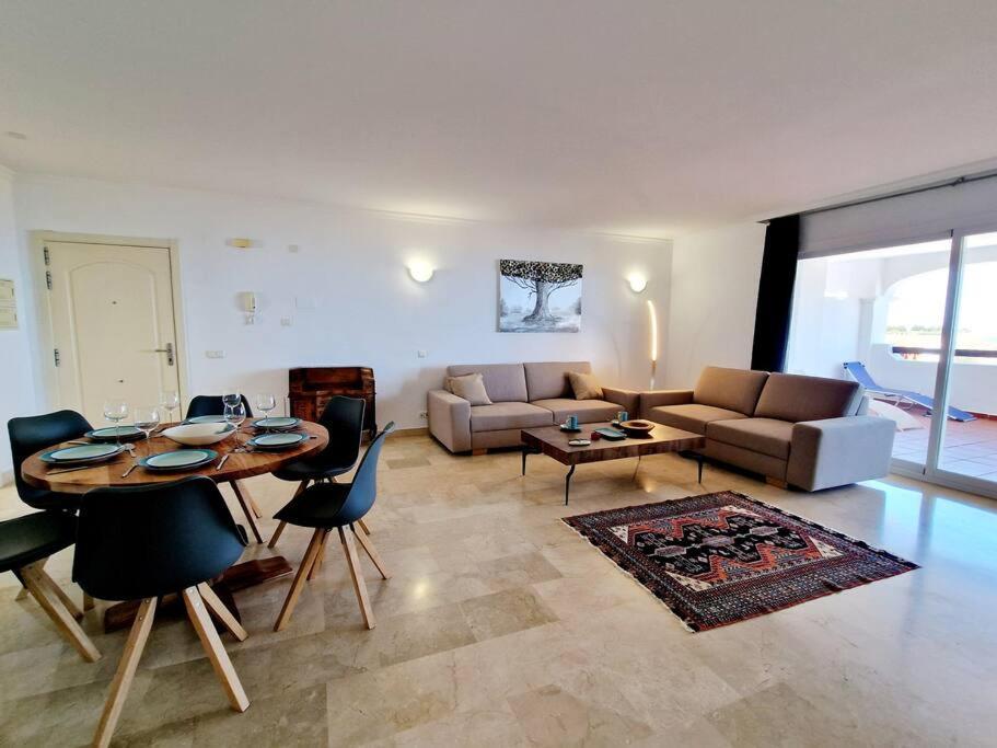 Las Palmeras Seaviews ミハス エクステリア 写真